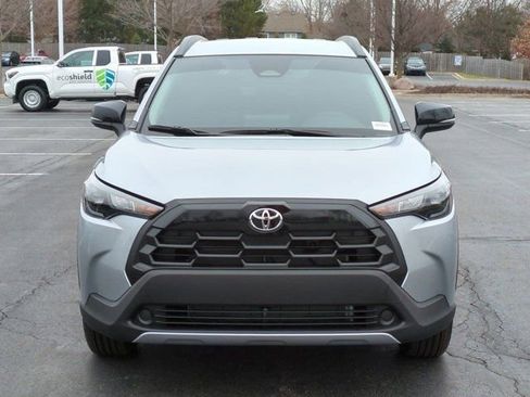 Used 2026 Toyota Corolla Cross LE image 4