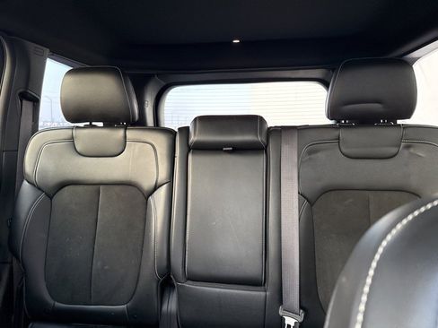 Used 2022 Jeep Grand Cherokee Altitude image 9