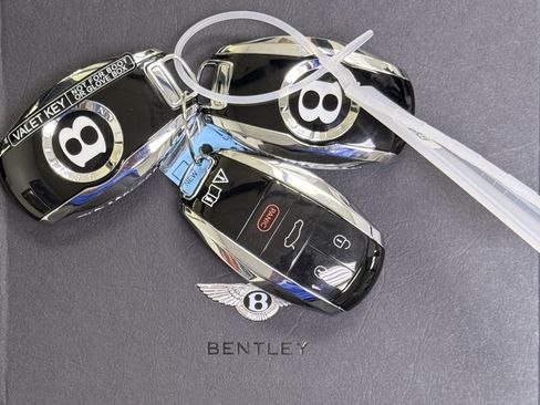 New 2026 Bentley Flying Spur Plug-In Hybrid AWD/4WD image 44