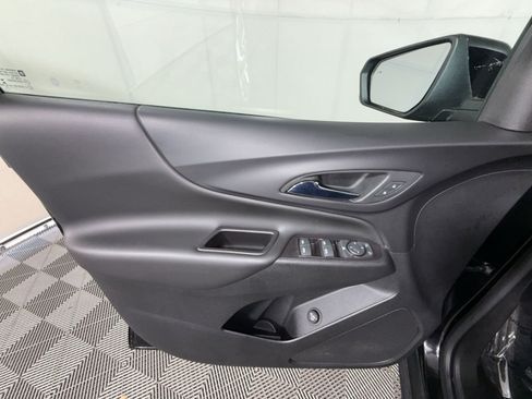 Used 2019 Chevrolet Equinox LT FWD image 15