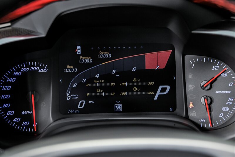 Used 2016 Chevrolet Corvette Z06 w/ 3LZ Preferred Equipment Group RWD image 20