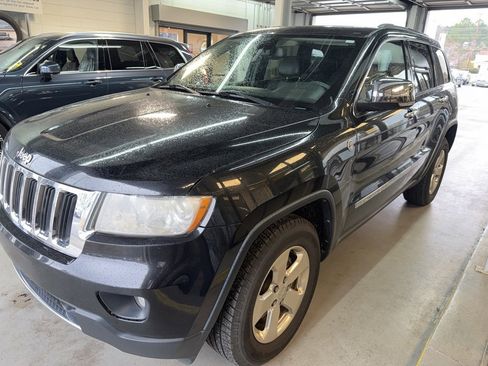 Used 2013 Jeep Grand Cherokee Limited w/ Luxury Group II image 1