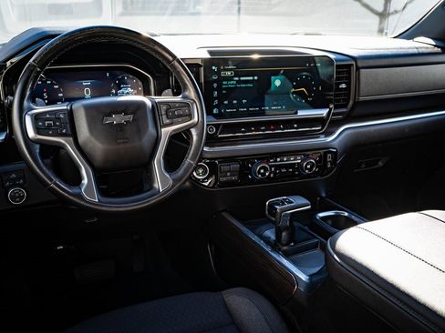 Used 2023 Chevrolet Silverado 1500 RST w/ Protection Package image 4