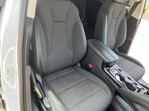 Used 2022 Buick Envision Preferred FWD image 28
