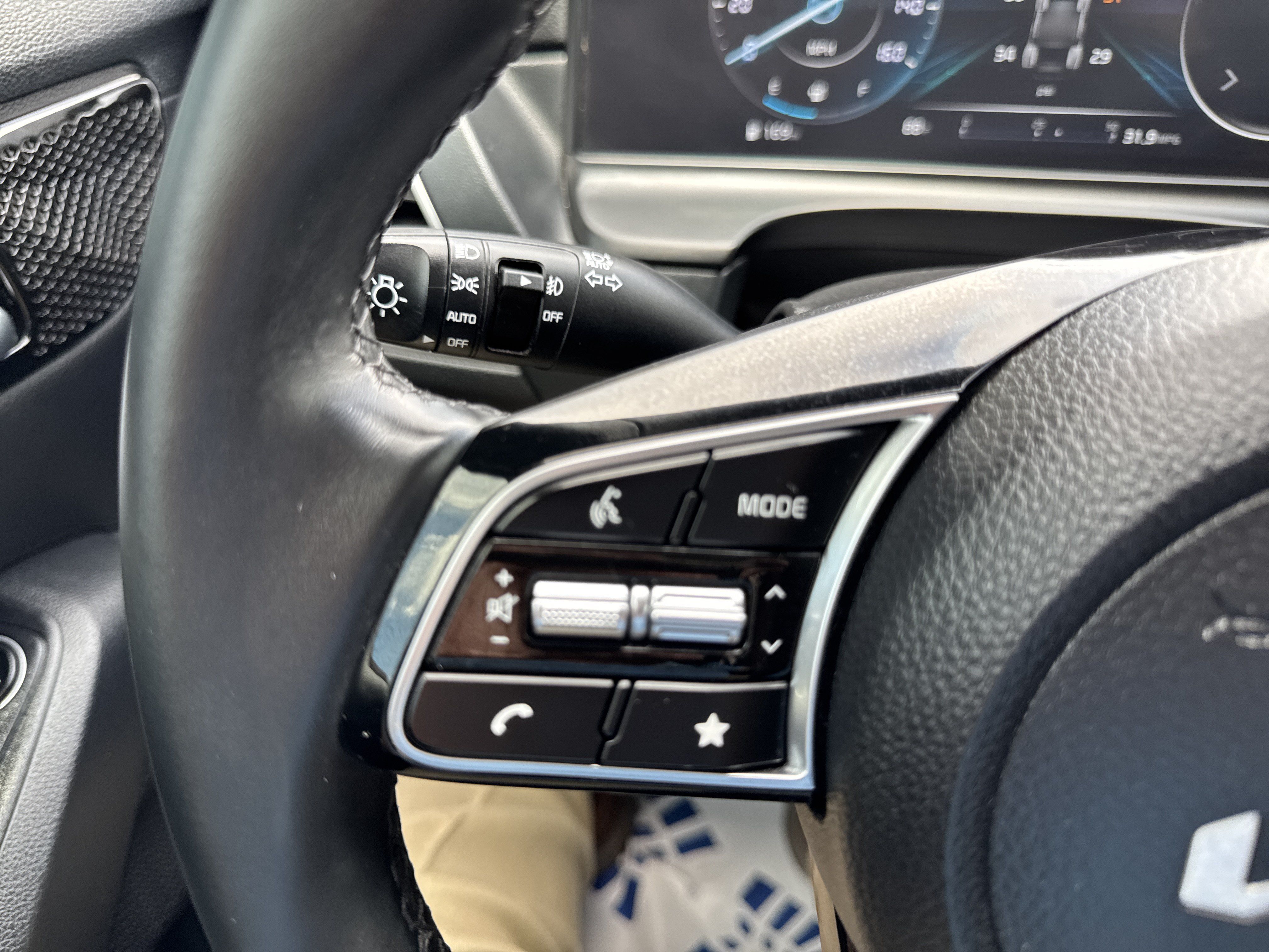 Used 2024 Kia Seltos EX FWD image 26