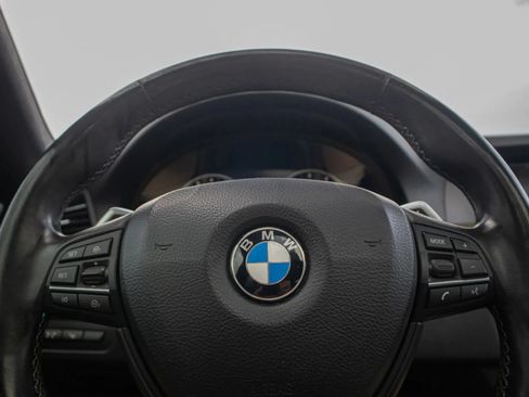 Used 2013 BMW M5 RWD image 35