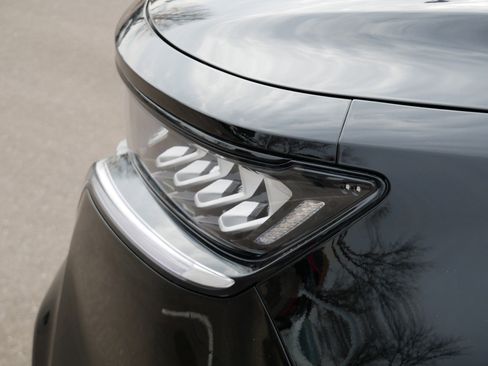 Used 2023 Kia Sorento X-Line EX image 16