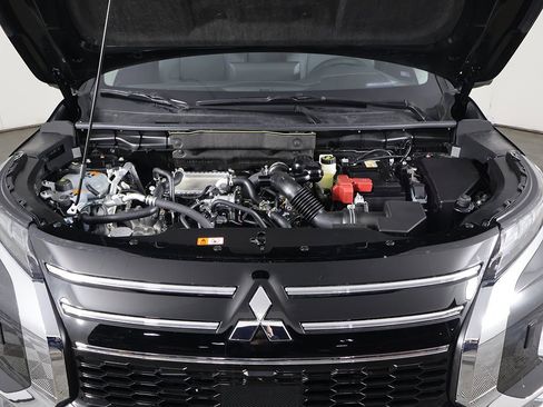 New 2026 Mitsubishi Outlander SE image 21