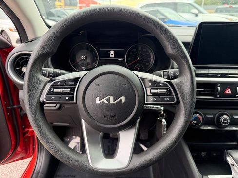 Used 2024 Kia Forte LXS w/ LXS Technology Package FWD image 20