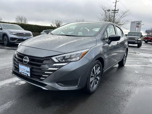 Used 2025 Nissan Versa S w/ S Plus Package image 3