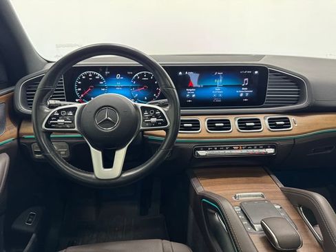Used 2021 Mercedes-Benz GLE 350 4MATIC image 3