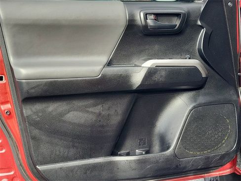 Used 2021 Toyota Tacoma SR5 image 22