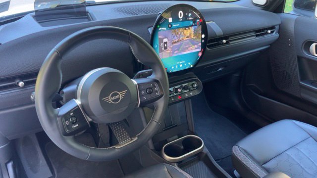 Used 2025 MINI Cooper S FWD image 7