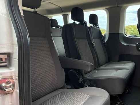 Used 2024 Ford Transit 350 XLT RWD image 13