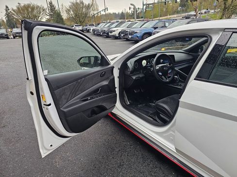 Used 2023 Hyundai Elantra N w/ Preferred Accessory Package FWD image 18