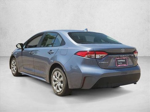 Used 2024 Toyota Corolla LE FWD image 8