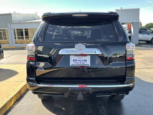 Used 2021 Toyota 4Runner Limited AWD/4WD image 9