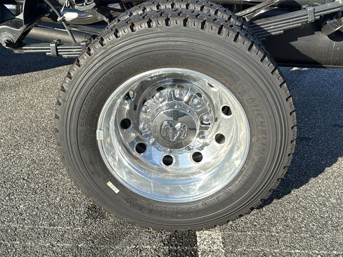 New 2026 RAM 5500 4x4 Crew Cab image 6