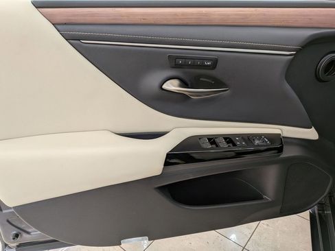 Certified 2024 Lexus ES 350 Luxury w/ Technology Package image 16