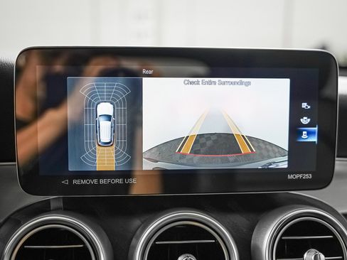 Certified 2022 Mercedes-Benz GLC 300 image 19