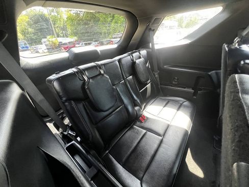 Used 2020 Ford Explorer Limited RWD image 11