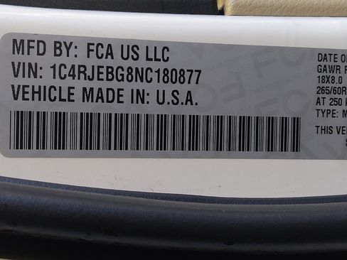 Used 2022 Jeep Grand Cherokee Limited RWD image 33