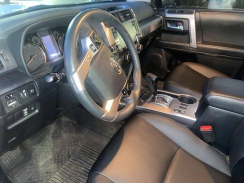 Used 2022 Toyota 4Runner TRD Sport image 11