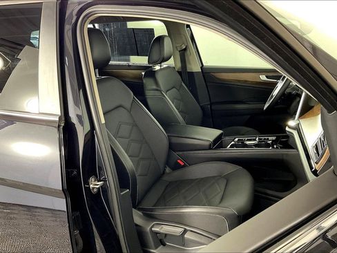 Used 2024 Volkswagen Atlas SE image 10