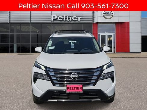 New 2026 Nissan Rogue Platinum w/ Platinum Premium Package AWD/4WD image 2