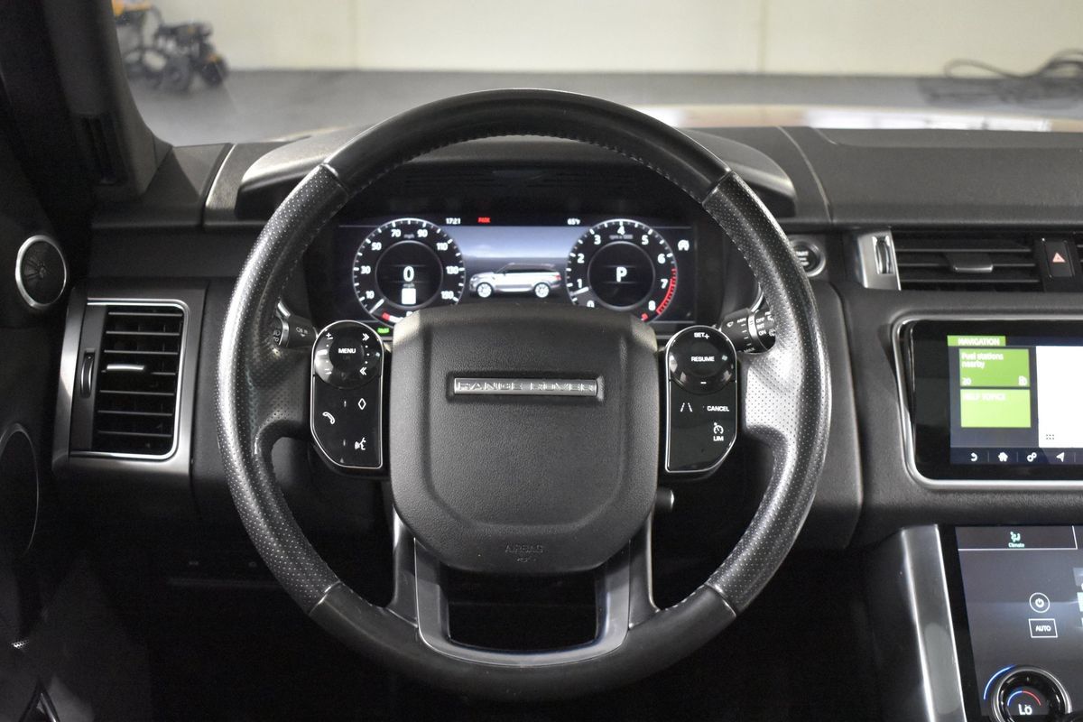 Used 2018 Land Rover Range Rover Sport SE AWD/4WD image 13
