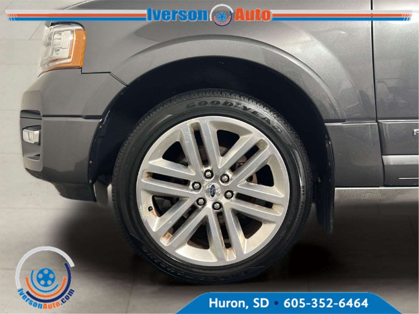 Used 2015 Ford Expedition EL Platinum AWD/4WD image 6