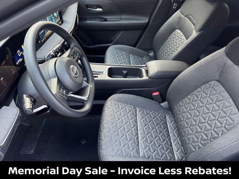 New 2026 Nissan Kicks SV w/ SV Premium Package AWD/4WD image 12