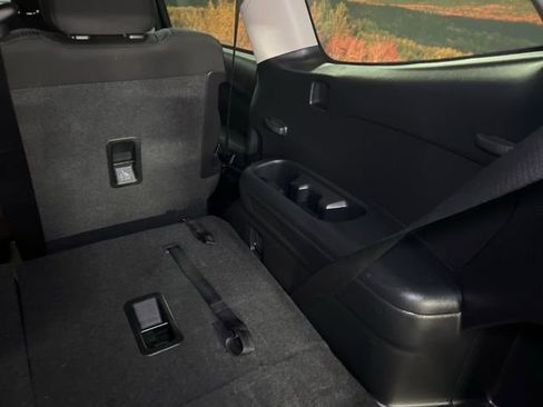 Used 2024 Subaru Ascent Premium w/ Convenience Package image 63