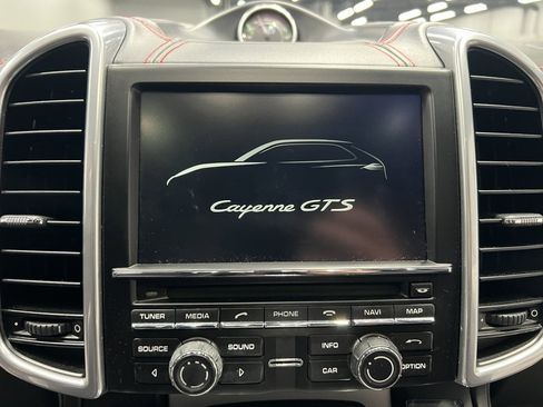 Used 2016 Porsche Cayenne GTS image 55