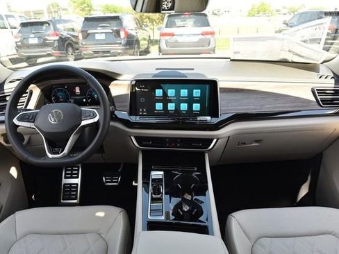 New 2026 Volkswagen Atlas SEL Premium R-Line AWD/4WD image 7