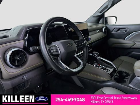 Used 2023 Chevrolet Colorado ZR2 w/ ZR2 Convenience Package III AWD/4WD image 11