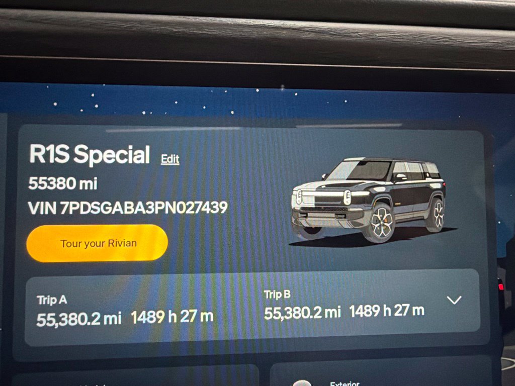 Used 2023 Rivian R1S Adventure Quad AWD/4WD image 17