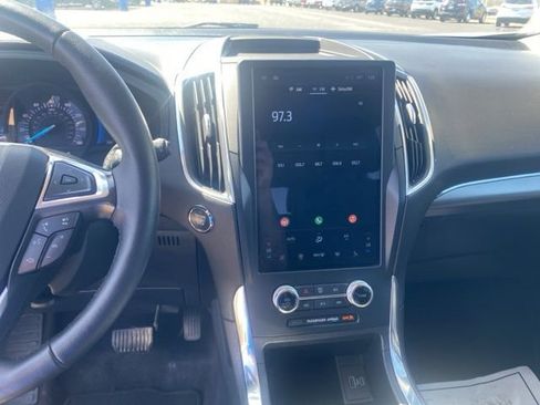 Used 2024 Ford Edge Titanium image 12