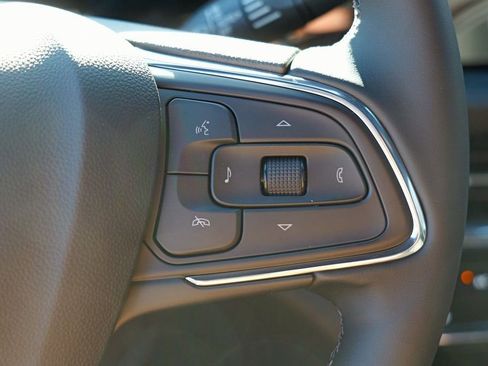 New 2026 Buick Envista Avenir image 13