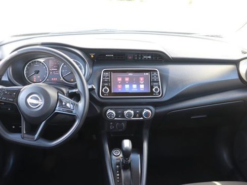 Used 2024 Nissan Kicks S image 14