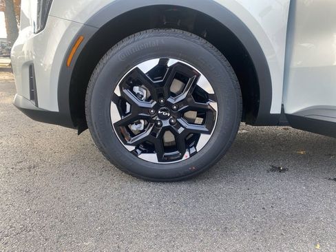 New 2026 Kia Sorento S w/ S Panoramic Sunroof Package image 31