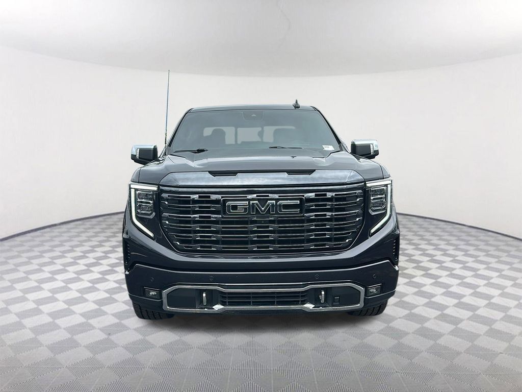 Used 2022 GMC Sierra 1500 Denali Ultimate AWD/4WD image 8