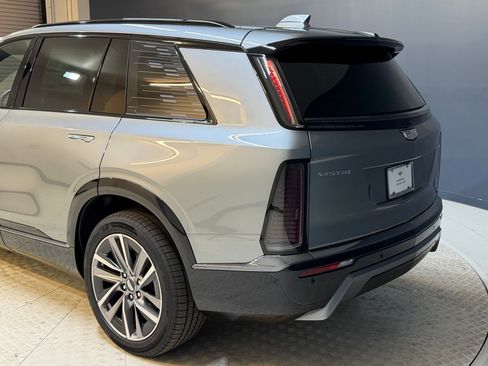 New 2026 Cadillac Vistiq Sport image 23