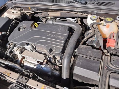 Used 2023 Chevrolet Malibu LS image 30