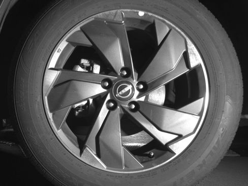 Used 2025 Nissan Rogue SV image 12