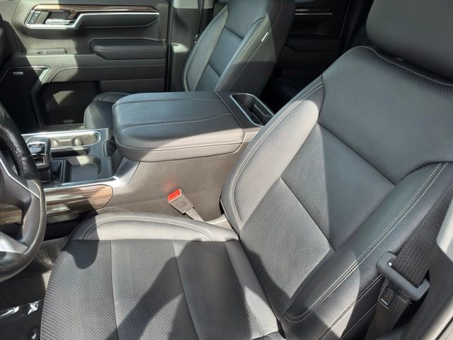 Certified 2024 Chevrolet Silverado 1500 RST w/ Convenience Package II AWD/4WD image 6