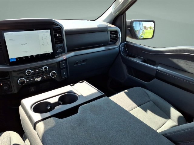 Used 2025 Ford F150 XLT w/ Equipment Group 301A Standard AWD/4WD image 17