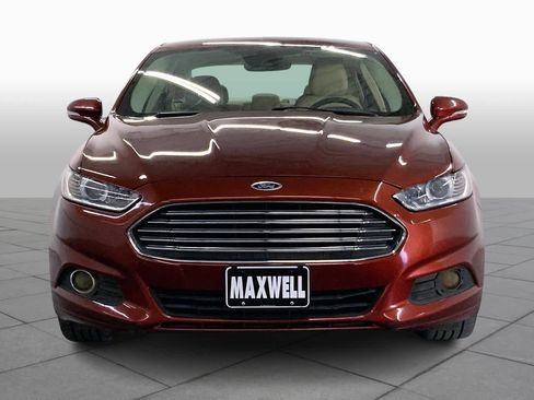 Used 2014 Ford Fusion SE w/ Equipment Group 202A image 3