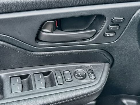 Used 2023 Honda Odyssey EX-L image 19
