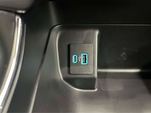 Used 2023 Ford F150 XL image 20